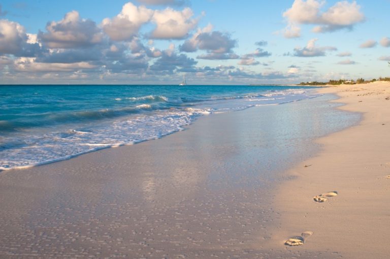 Plan an Adventure in the Turks and Caicos – Day Trip to Fort George Cay